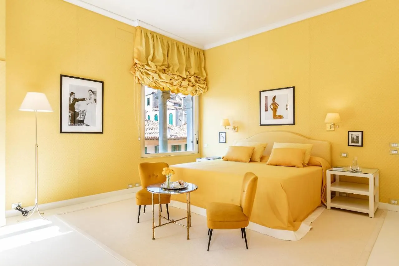 La Casa Di Hubert De Givenchy - Dimora Italia Apartment Venice