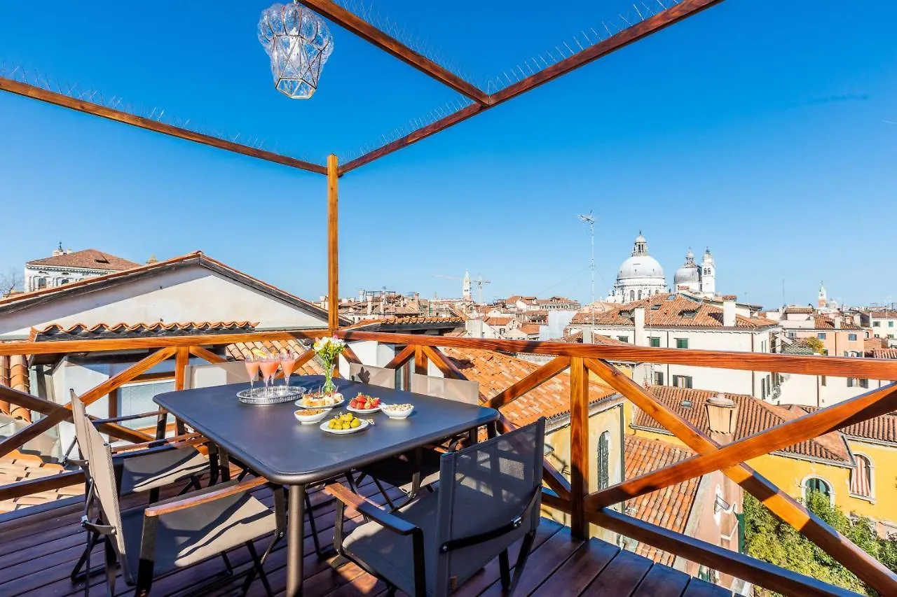 La Casa Di Hubert De Givenchy - Dimora Italia Apartment Venice